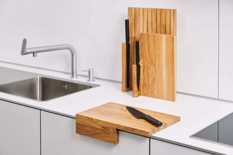 Planche à découper artisanale en bois de chêne Clap Design multifonction 32x20x2cm
