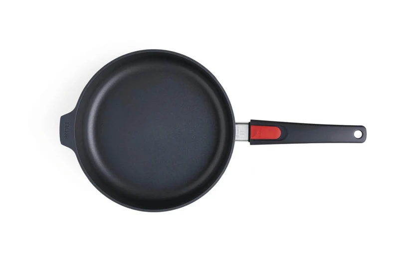 Sauteuse Woll Diamond Lite en fonte d'alumium avec manche amovible