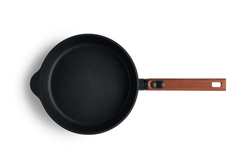 Sauteuse Woll Diamond QXR Eco Logic en fonte d'aluminium manche amovible bois