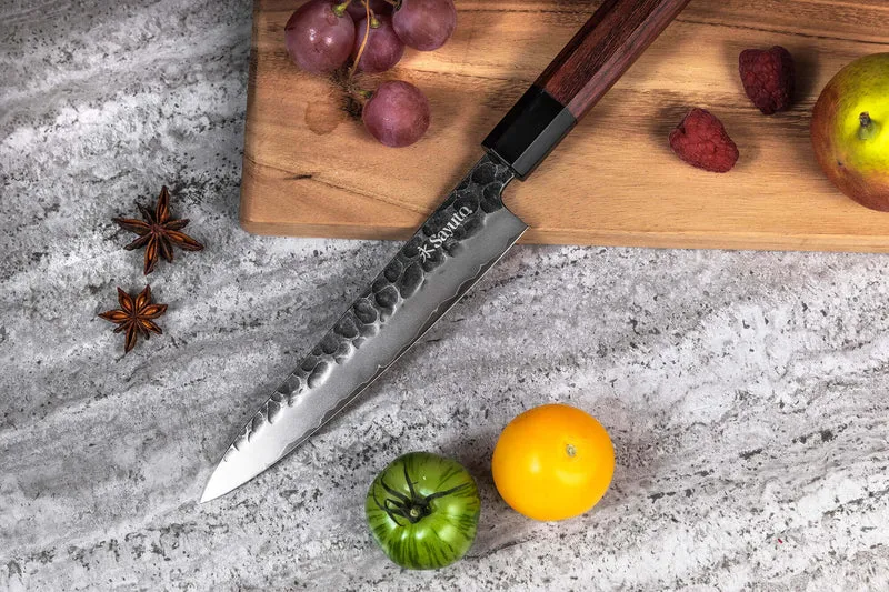Couteau universel Sayuto Séquoia San Mai martelé 13,5cm