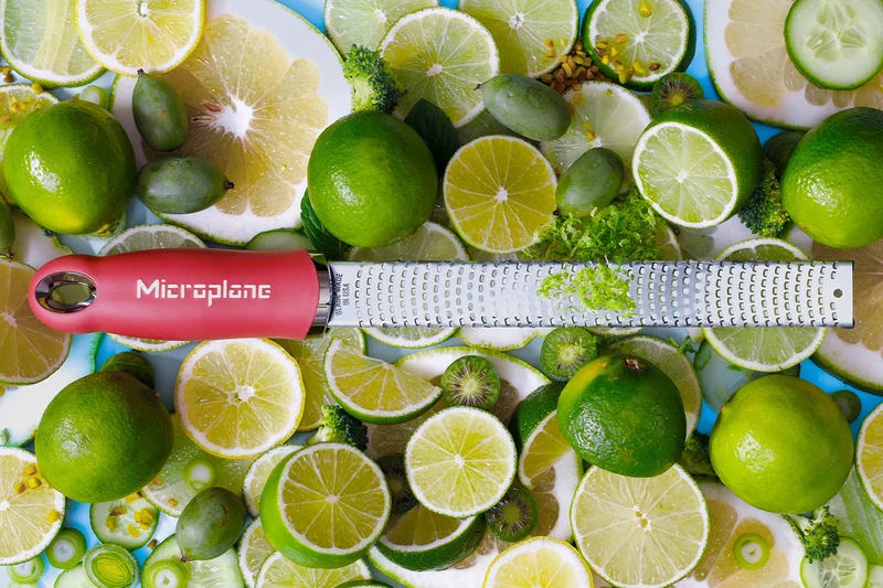 Râpe-zesteur Microplane Premium Classic Rouge Grenade - 20,3cm