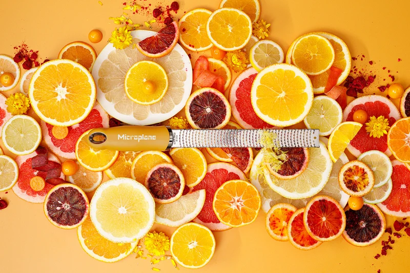 Râpe-zesteur Microplane Premium Classic Jaune Moutarde - 20,3cm
