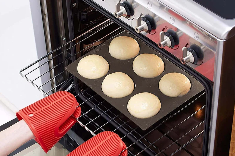 Gant de cuisine Lékué en silicone Platinum - 2 couleurs