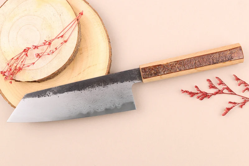 Couteau bunka 18cm japonais artisanal Hado Sumi B1D manche en cerisier