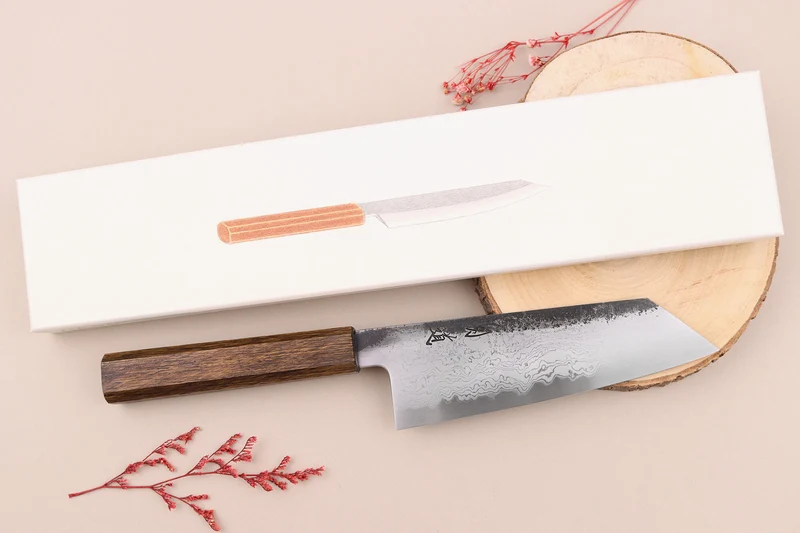 Couteau bunka 18cm japonais artisanal Hado Sumi B1D manche en chêne
