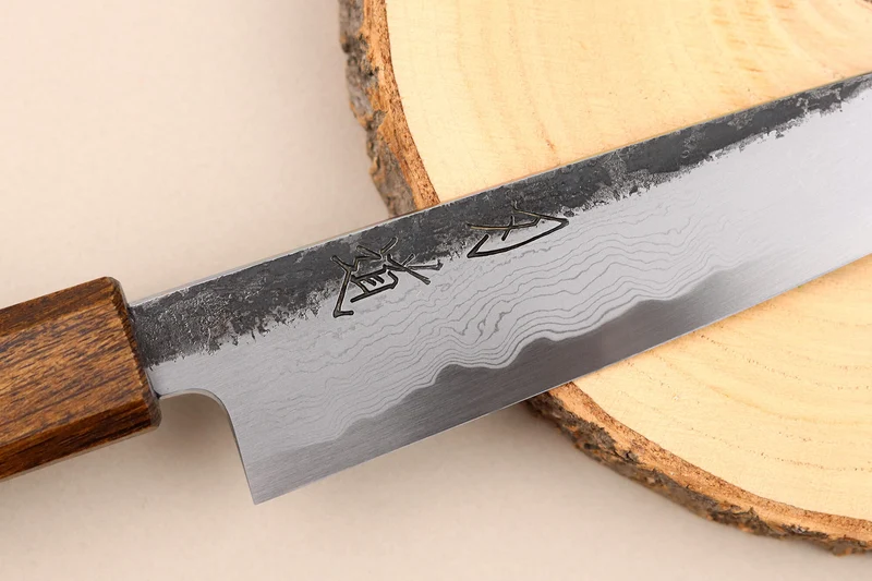 Couteau universel 15cm japonais artisanal Hado Sumi B1D manche en chêne