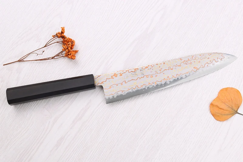 Couteau de chef 21cm japonais artisanal Hatsukokoro Hayabusa Rainbow Damas