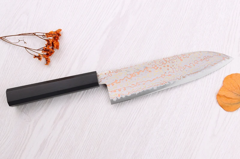Couteau santoku 18cm japonais artisanal Hatsukokoro Hayabusa Rainbow Damas