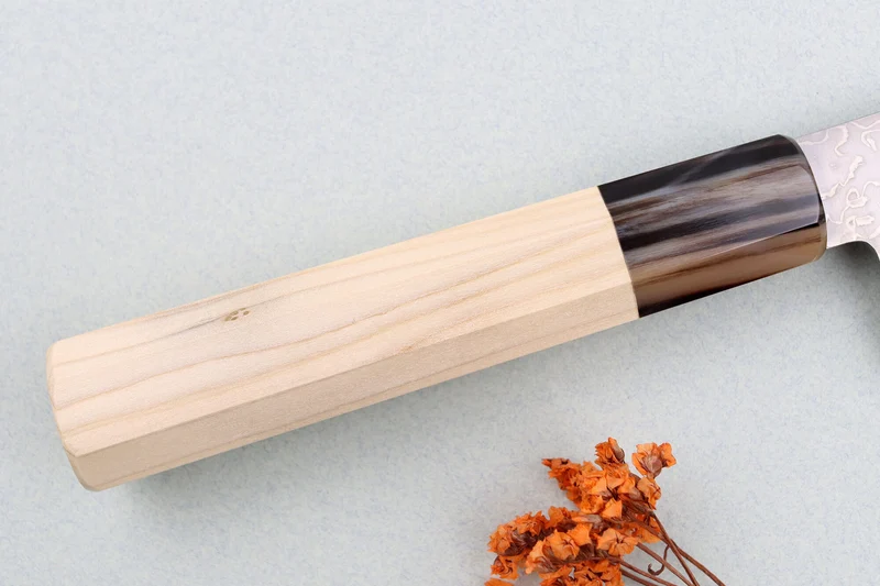 Couteau kiritsuke 21cm japonais artisanal Toshitaka Suminagashi SG2 Damas