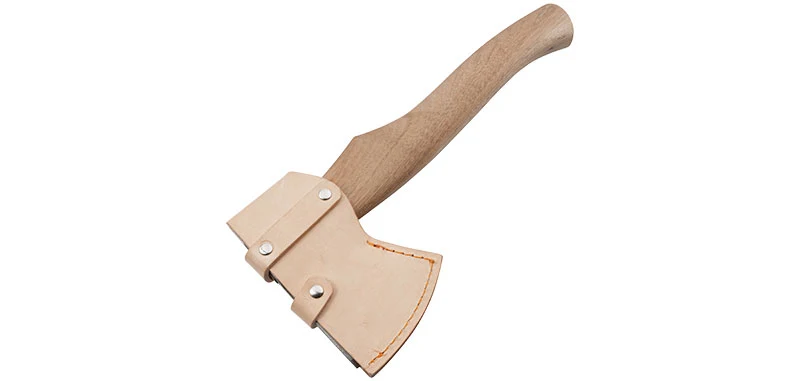 Hache damas et bois de noyer Böker Plus
