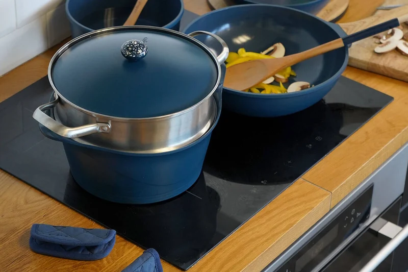 L'Incroyable Cocotte Cookut 24cm à personnaliser