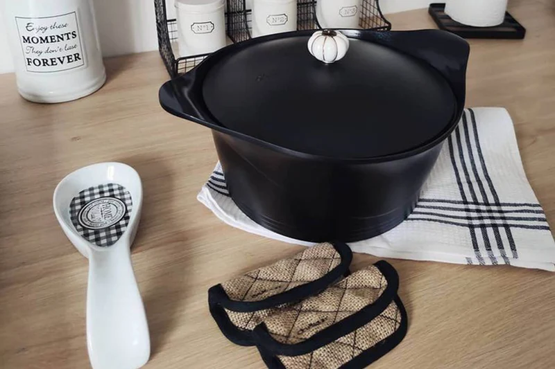 L'Incroyable Cocotte Cookut 24cm à personnaliser