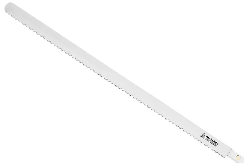 Couteau à lisser et décorer lame dentée demi lune 50cm