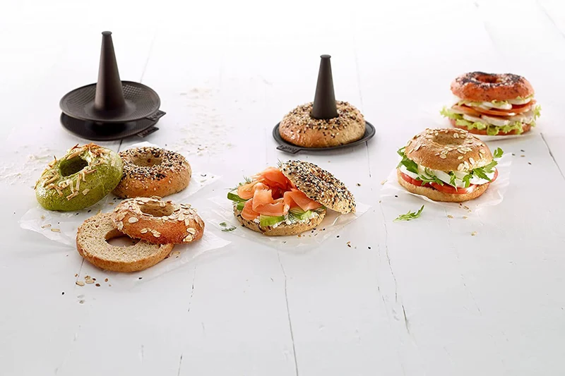Lot de 6 moules à bagel Lékué marron en silicone Platinum