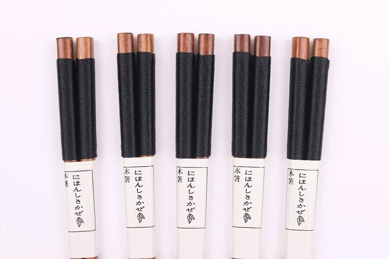 Set de 5 paires de baguettes chinoises Kutoyama en bois 23cm