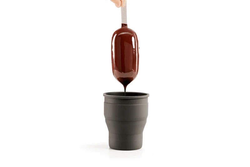Set de 4 moules à glace Lékué Classic Creamy + pot en silicone noir