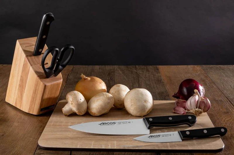 Bloc en bois de 3 couteaux de cuisine + ciseaux Arcos Universal