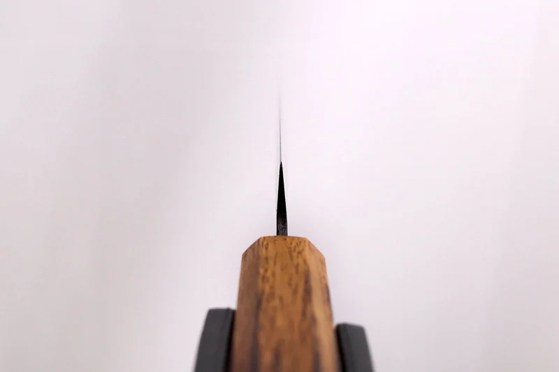 Couteau universel 13,5cm japonais artisanal Yuzo Black AS chêne brûlé