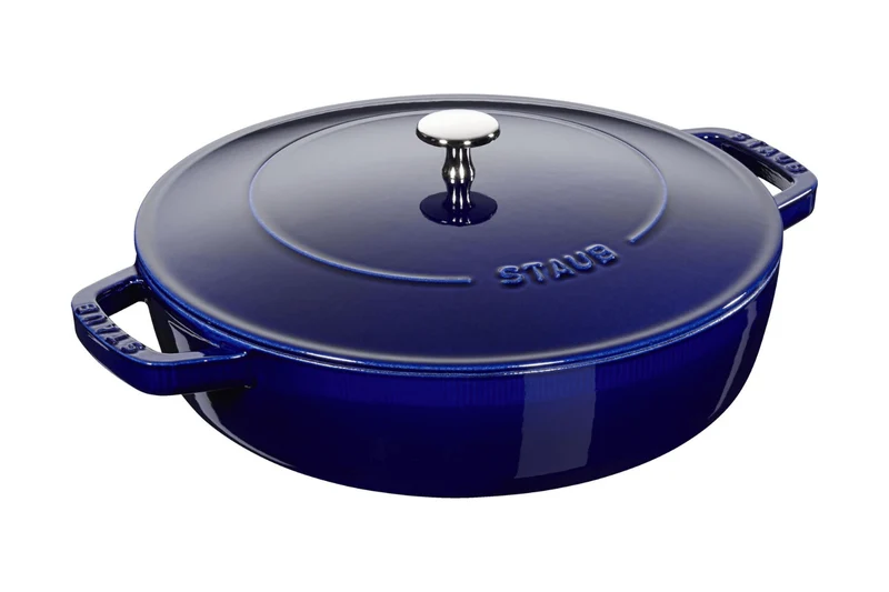 Sauteuse Staub Chistera en fonte émaillée bleu intense