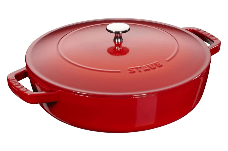 Sauteuse Staub Chistera en fonte émaillée cerise