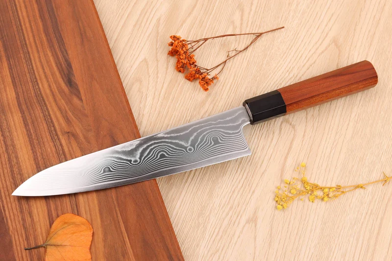 Couteau de chef 21cm japonais artisanal Sakai Takayuki Super Gold Strix