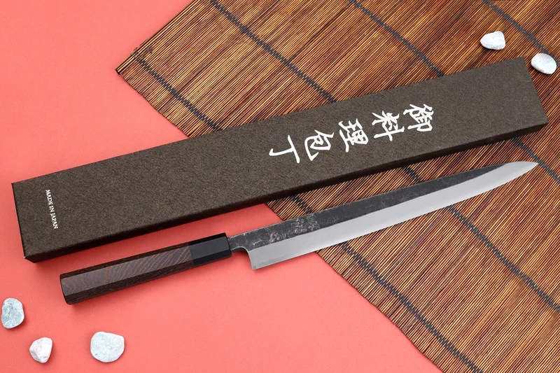 Couteau yanagiba 30cm japonais artisanal Hatsukokoro Shirasagi manche en wengé