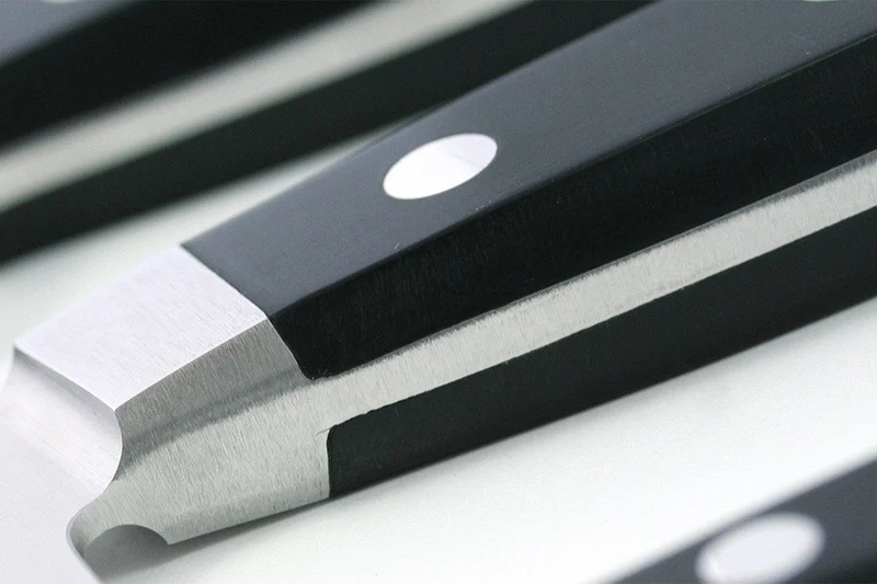 Couteau à désosser Güde Alpha 16cm en acier forgé