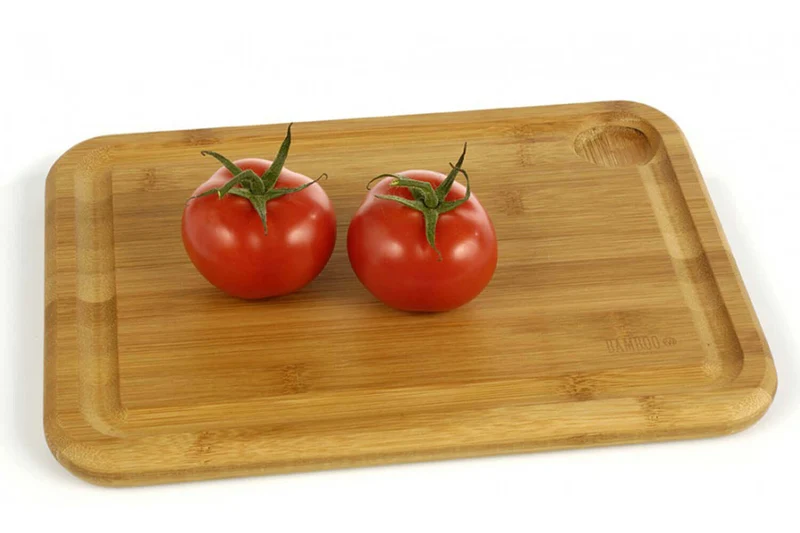 Planche à découper Bérard en bambou avec rigole et poche à jus 45x32cm