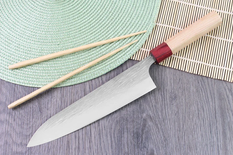 Couteau de chef japonais artisanal Yu Kurosaki Sasame acier cobalt 21cm