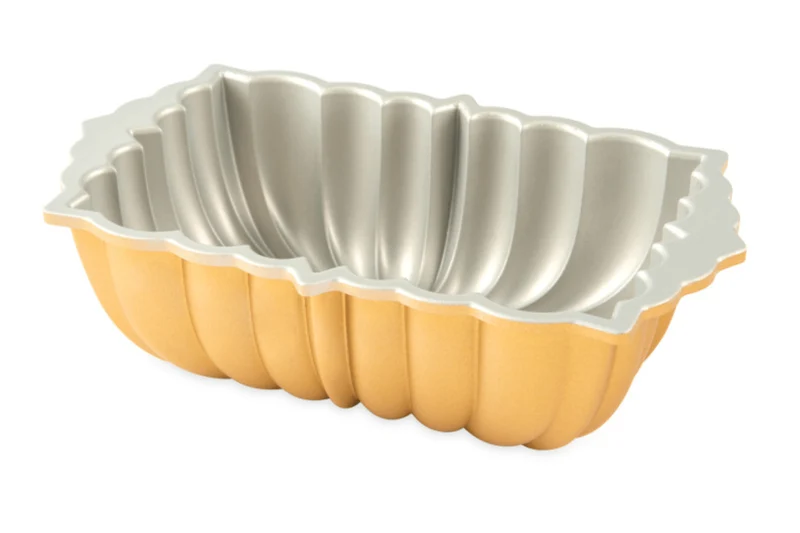 Moule à cake Nordic Ware plissé gold en fonte d'aluminium
