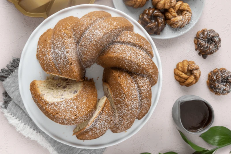 Moule à gâteau Nordic Ware Bundt Torsadé gold en fonte d'aluminium diamètre 27cm