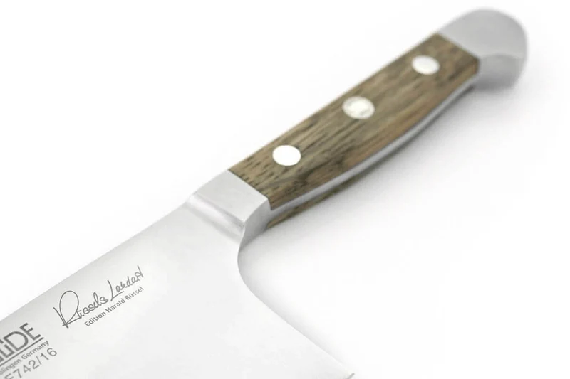 Couteau de chef chinois Güde Alpha Chêne 16cm en acier forgé