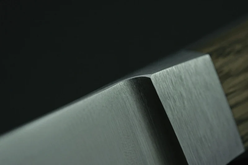Couteau à désosser flexible Güde Alpha Chêne 13cm en acier forgé