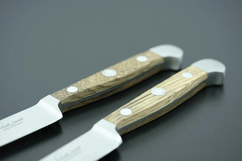 Couteau à découper Güde Alpha Chêne 21cm en acier forgé
