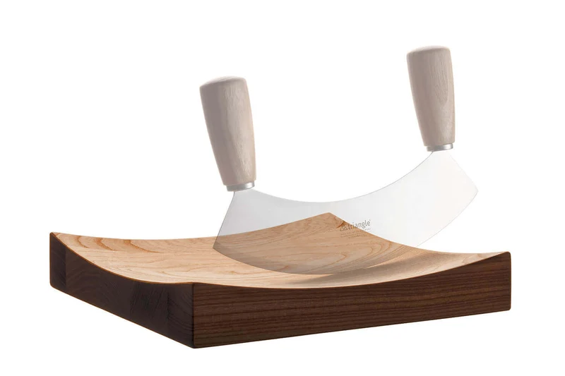 Planche à découper pour hachoir Triangle en frêne 23x23x4cm