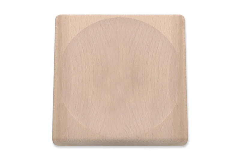 Planche à découper pour hachoir Triangle en bois de hêtre 20x20x4cm