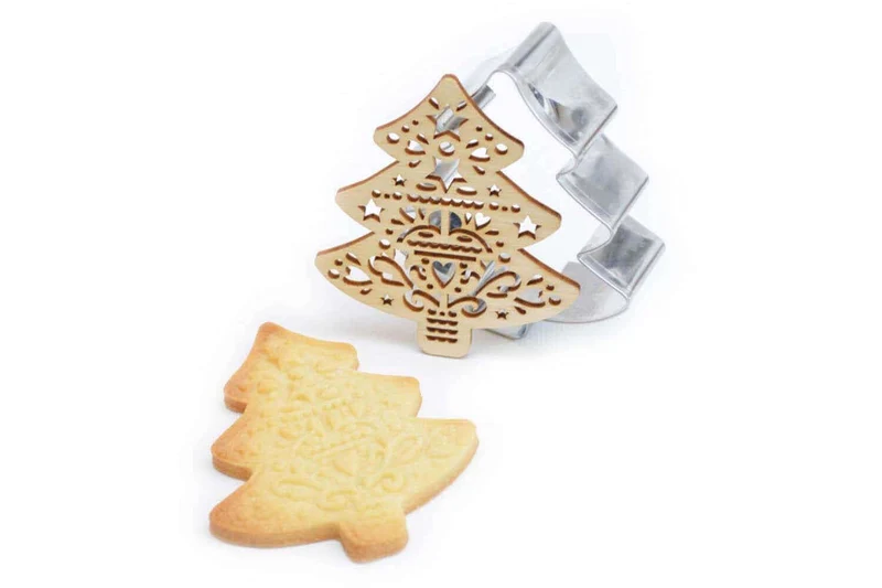 Emporte pièce Scrapcooking avec embosseur bois - Plusieurs formes Noël