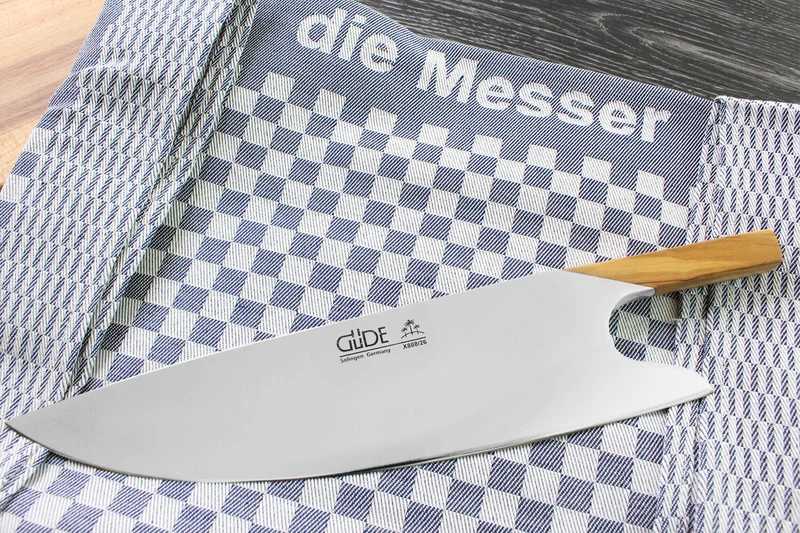 Couteau de chef Güde THE KNIFE 26cm unique et design manche olivier