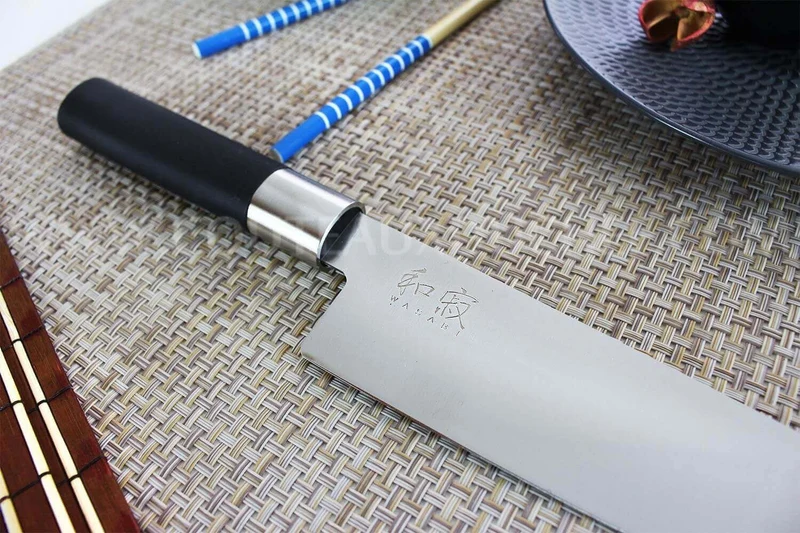 Couteau de chef japonais KAI Wasabi Black lame 20cm