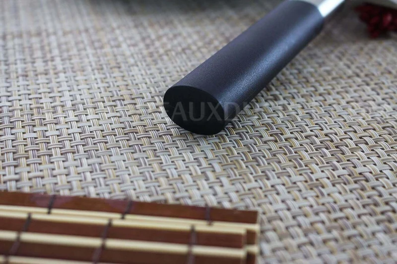 Couteau de chef japonais KAI Wasabi Black lame 20cm