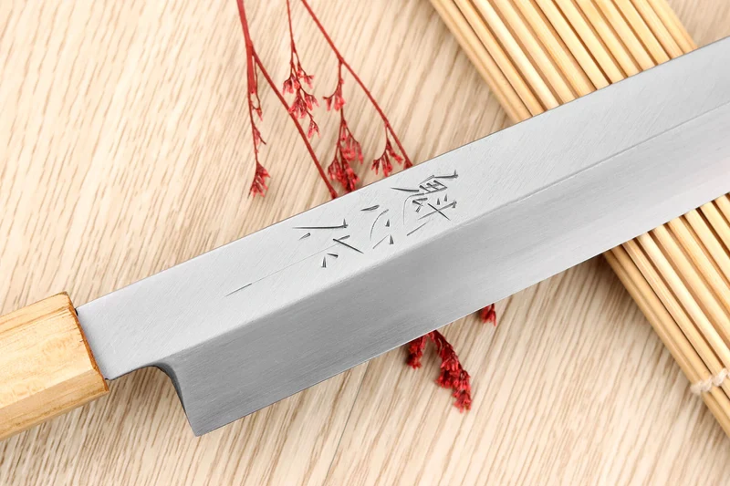 Couteau yanagiba kiritsuke 24cm japonais artisanal Nakamura Kaishin Saku WS2 en chêne