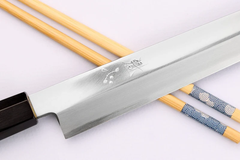 Couteau yanagiba kiritsuke 21cm japonais artisanal Nakamura Kaishin Ginsan Mirror