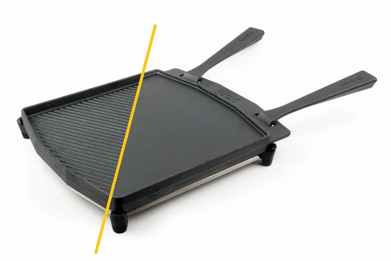 Poêle à griller Ooni double face en fonte manches amovibles + dessous-de-plat inox