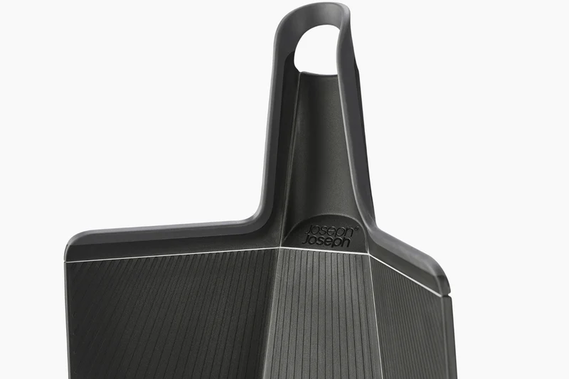 Planche à découper pliable Joseph Joseph Chop2Pot Plus grand modèle noir 34,5x26cm