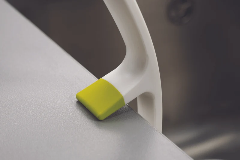 Brosse à vaisselle Joseph Joseph Edge avec repose-évier