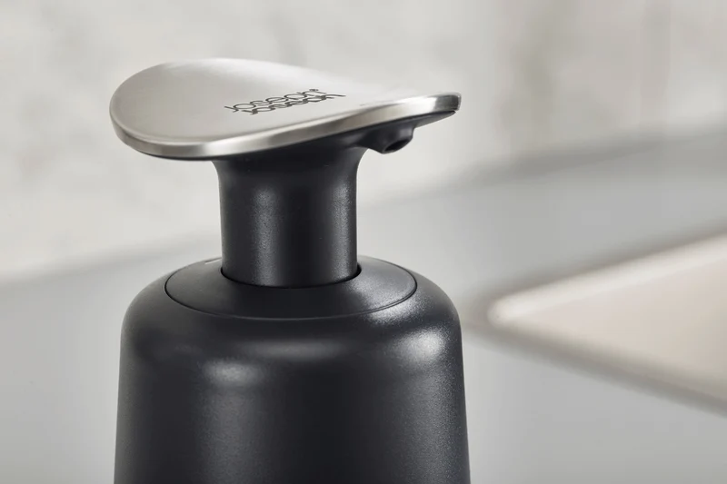 Distributeur de savon Joseph Joseph Presto gris