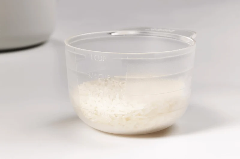 Cuiseur à riz Joseph Joseph M-Cuisine pour micro-ondes blanc