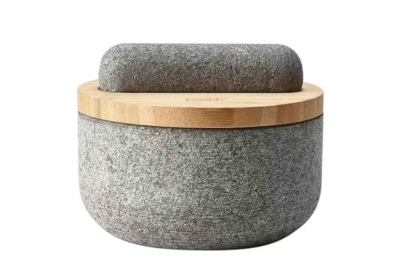 Mortier et pilon Joseph Joseph Dash en granite avec couvercle en bambou