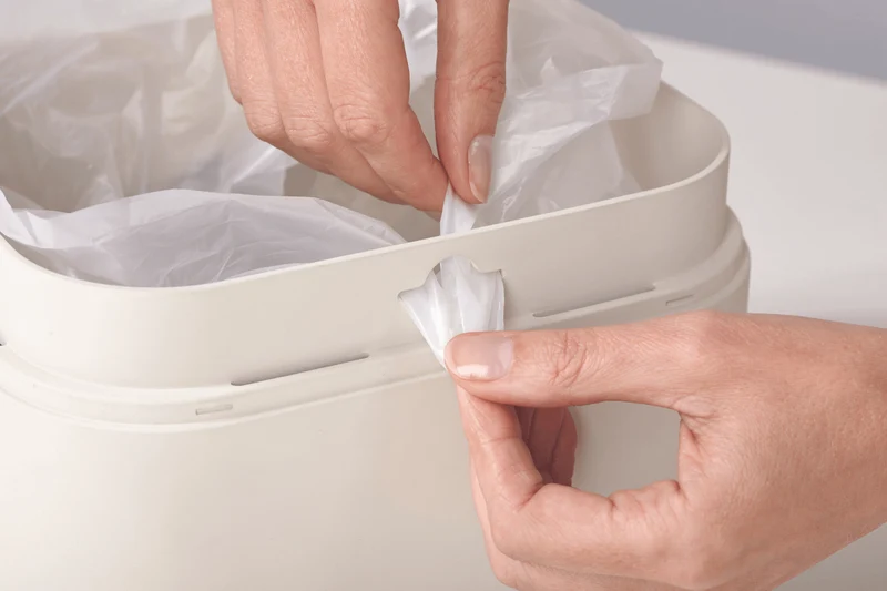Bac déchets organiques aéré Joseph Joseph Stack 4L