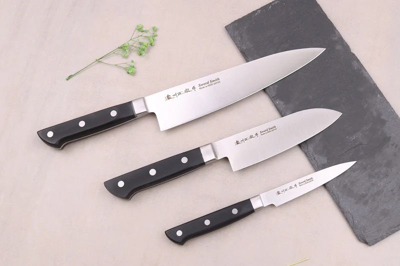 Coffret 3 couteaux japonais Satake Cutlery ABS chef + santoku + office